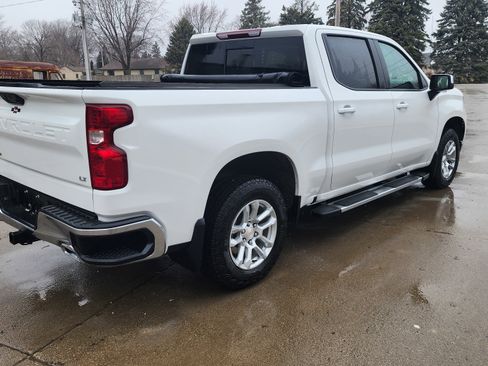 Certified 2025 Chevrolet Silverado 1500 LT image 4