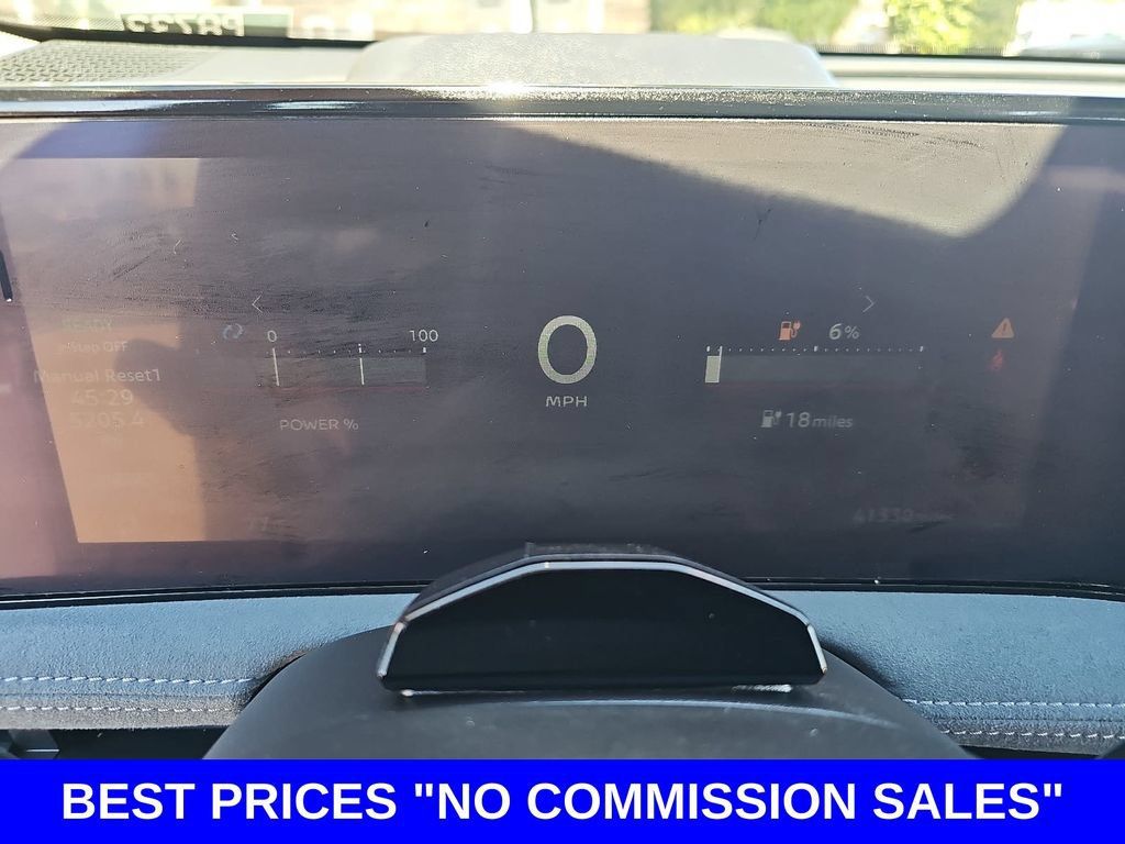 Used 2023 Nissan Ariya AWD/4WD image 19