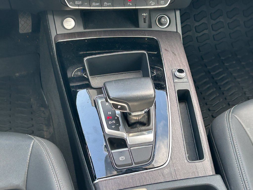 Used 2021 Audi Q5 2.0T Premium AWD/4WD image 21