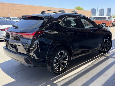 Used 2024 Lexus UX 250h FWD w/ Premium Package image 4