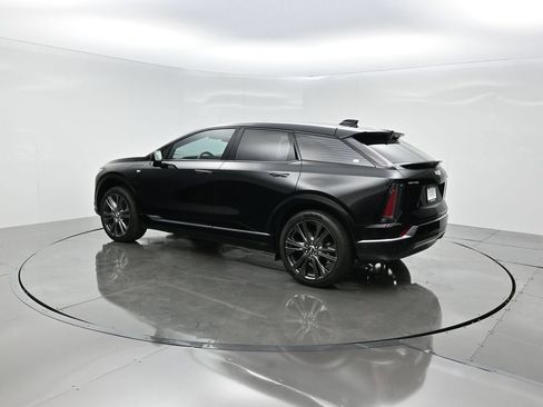 New 2027 Cadillac Optiq Premium Sport w/ LPO, Floor Liner Package AWD/4WD image 3