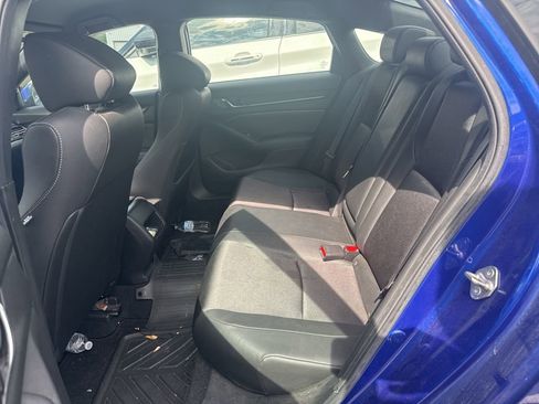 Used 2019 Honda Accord Sport image 6