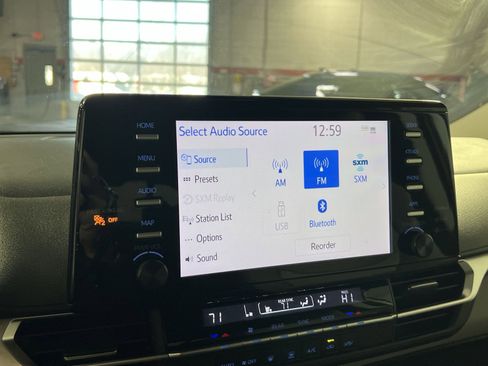 Used 2023 Toyota Sienna LE image 18