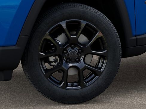 Used 2026 Jeep Compass Latitude w/ Quick Order Package 29K image 8