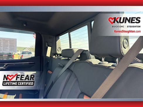 Used 2026 GMC Sierra 1500 AT4 w/ AT4 Premium Package AWD/4WD image 43