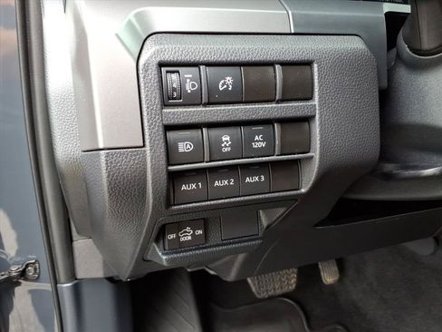 Used 2024 Toyota Tacoma TRD Off-Road w/ TRD Off Road Upgrade Package AWD/4WD image 11