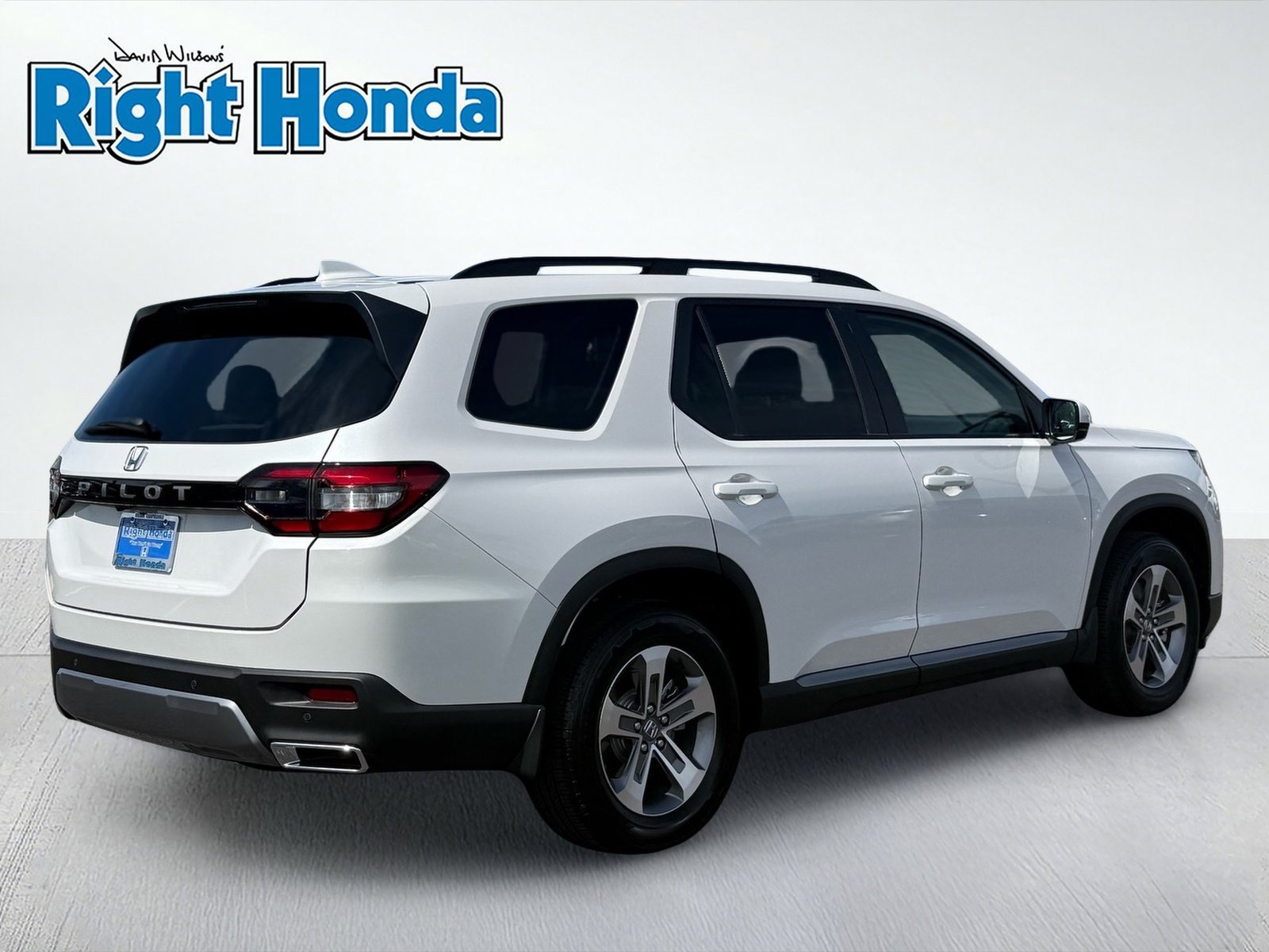 Certified 2026 Honda Pilot EX-L image 9
