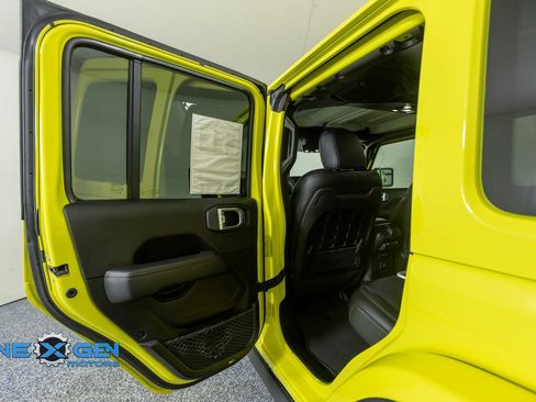 Used 2023 Jeep Wrangler Unlimited Rubicon 392 w/ Xtreme Recon 35" Tire Package AWD/4WD image 25