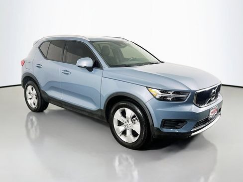 Used 2020 Volvo XC40 T5 Momentum AWD/4WD image 14