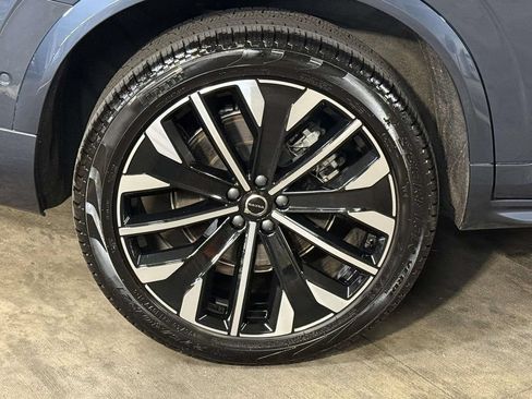Used 2026 Volvo XC90 B5 Plus AWD/4WD image 13