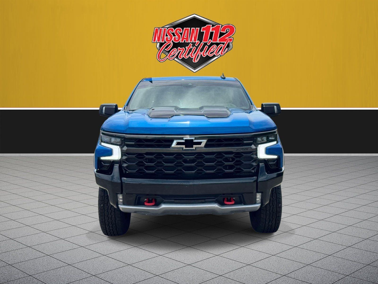 Used 2023 Chevrolet Silverado 1500 ZR2 w/ Technology Package AWD/4WD image 3