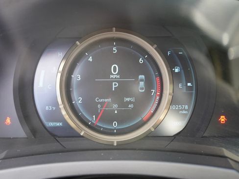 Used 2014 Lexus IS 250 w/ F-Sport Package RWD image 10