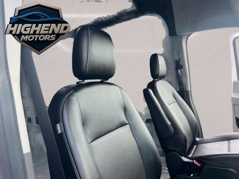 Used 2023 Ford E-Transit Medium Roof RWD image 14