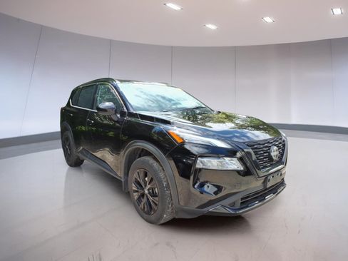Used 2023 Nissan Rogue SV w/ SV Premium B Package AWD/4WD image 1
