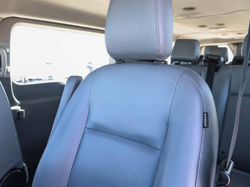 Used 2018 Ford Transit 350 XL RWD image 26