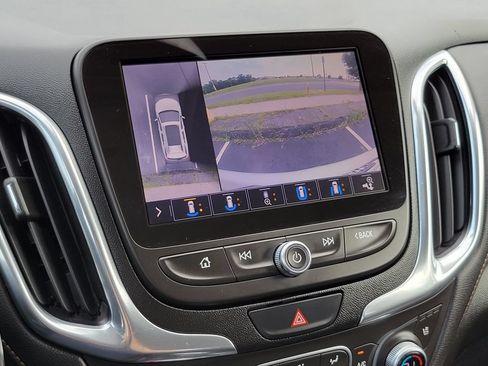 Used 2019 Chevrolet Equinox Premier FWD image 21