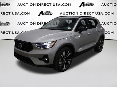 Used 2025 Volvo XC40 B5 Plus