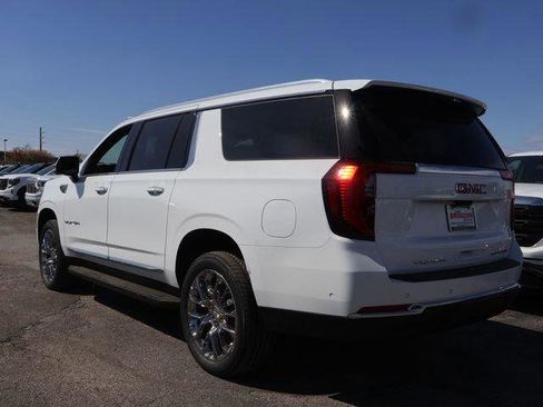 New 2026 GMC Yukon XL Elevation AWD/4WD image 5
