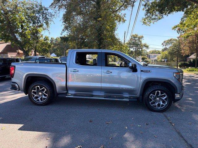 Used 2023 GMC Sierra 1500 SLT w/ SLT Premium Package AWD/4WD image 16