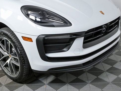 New 2026 Porsche Macan image 35