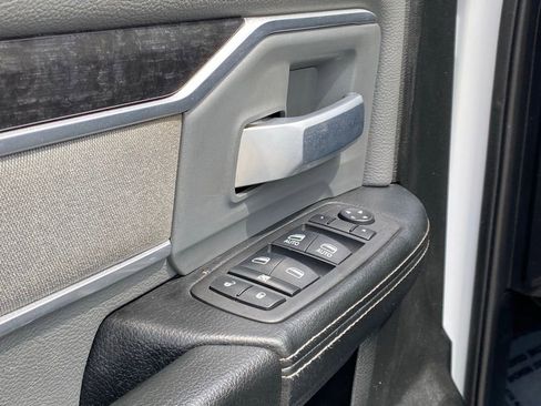 Used 2022 RAM 2500 Big Horn AWD/4WD image 11