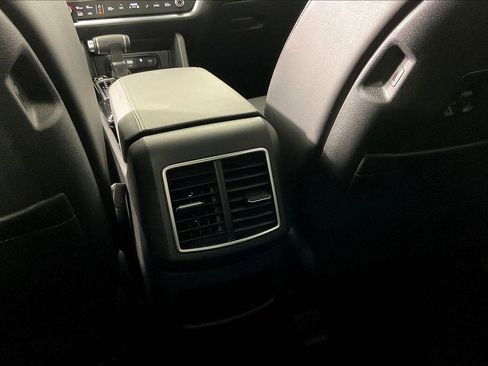 Used 2025 Kia Sportage X-Line w/ Premium Package AWD/4WD image 10