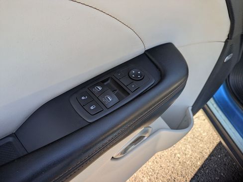 Used 2016 Dodge Challenger SXT Plus image 16