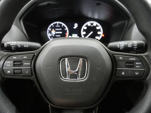 Used 2025 Honda HR-V LX image 16