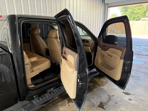 Used 2012 Chevrolet Silverado 1500 LTZ w/ LTZ Plus Package AWD/4WD image 17