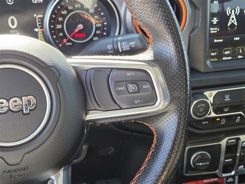 Used 2021 Jeep Gladiator Mojave image 14