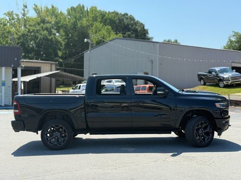 Used 2020 RAM 1500 Limited w/ Black Appearance Package AWD/4WD image 8