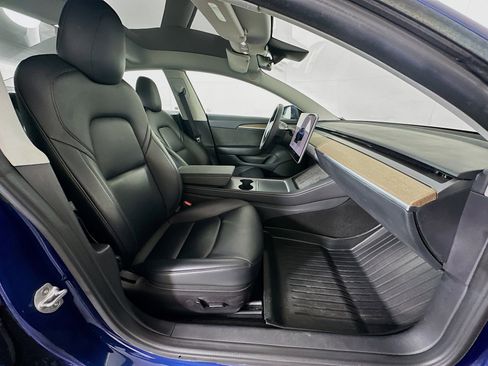 Used 2022 Tesla Model 3 Standard Range image 30