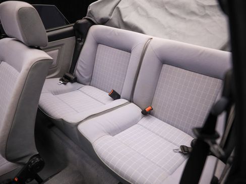 Used 1990 Volkswagen Cabriolet FWD image 11