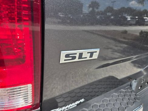 Used 2021 RAM 1500 Classic SLT RWD image 11