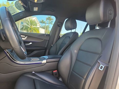 Certified 2022 Mercedes-Benz GLC 300 GLC 300 image 23