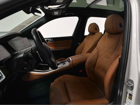 Used 2023 BMW X5 xDrive40i w/ M Sport Package image 8