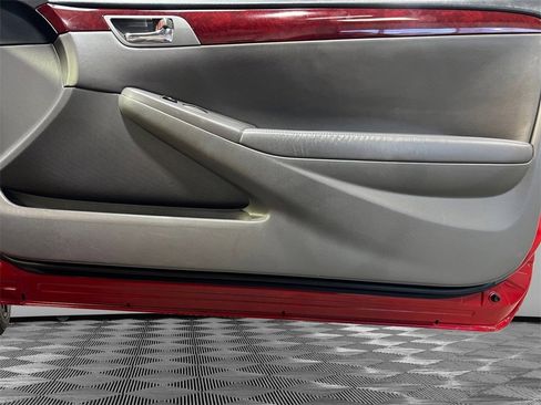 Used 2004 Toyota Solara SLE image 13