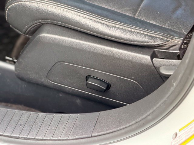 Used 2017 Jeep Patriot High Altitude AWD/4WD image 7