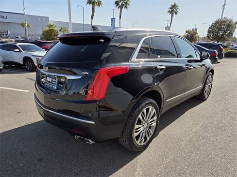 Certified 2017 Cadillac XT5 Premium Luxury image 6