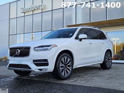 Used 2017 Volvo XC90 T5 Momentum w/ Vision Package