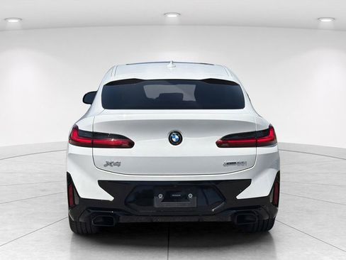 Used 2022 BMW X4 xDrive30i w/ M Sport Package AWD/4WD image 5