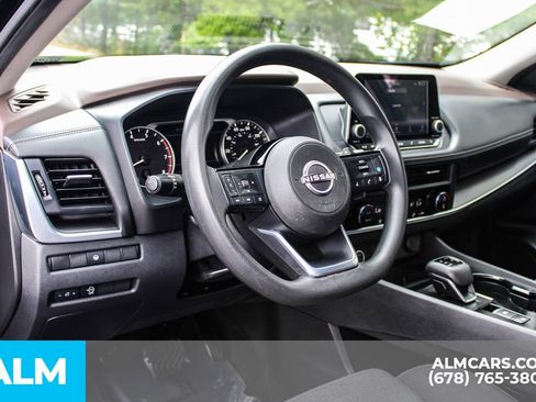 Used 2023 Nissan Rogue SV FWD image 30