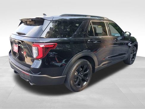 Used 2023 Ford Explorer ST-Line w/ Class IV Trailer Tow Package AWD/4WD image 5