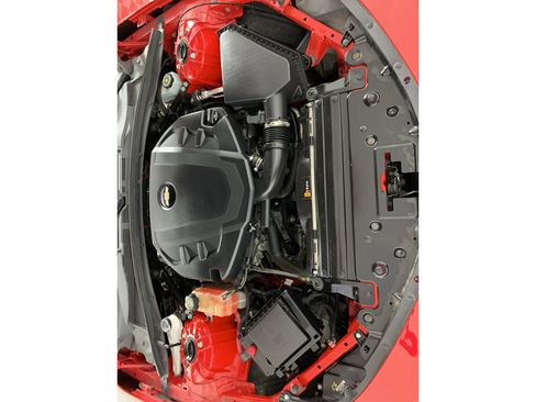 Used 2020 Chevrolet Camaro LT RWD image 11
