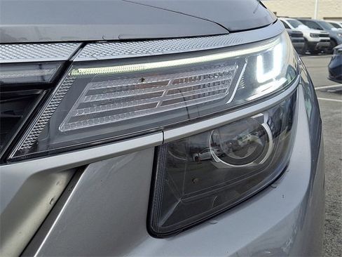 Used 2021 Kia Seltos EX image 9