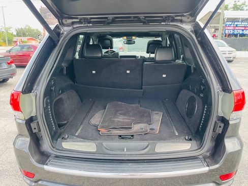 Used 2017 Jeep Grand Cherokee Overland RWD image 24