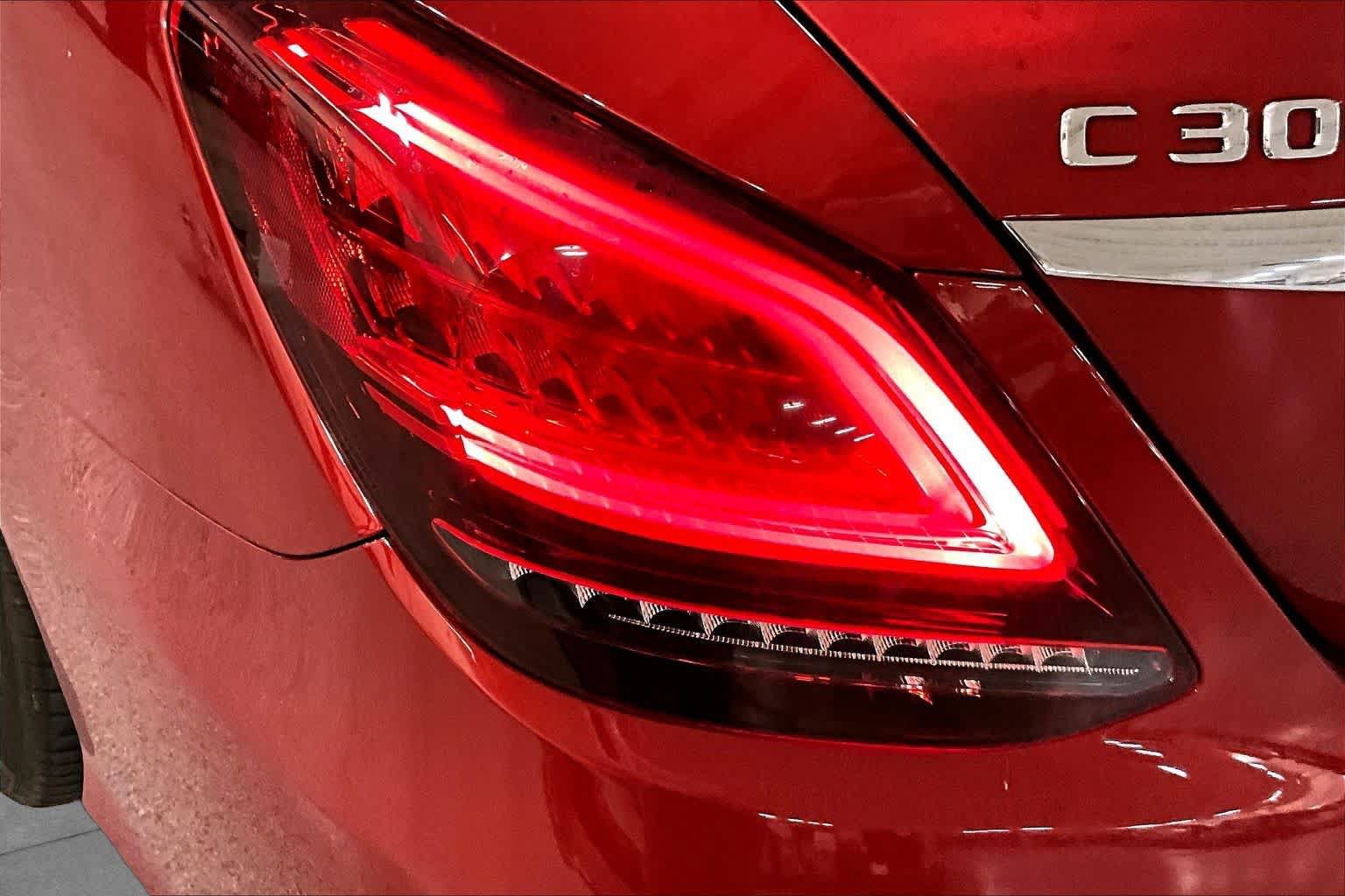 Used 2019 Mercedes-Benz C 300 Sedan image 31