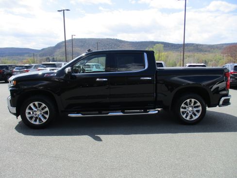 Used 2022 Chevrolet Silverado 1500 LTZ w/ LPO, Dark Essentials Package AWD/4WD image 8