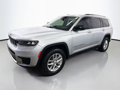 Used 2021 Jeep Grand Cherokee L Laredo w/ Luxury Tech Group I image 5