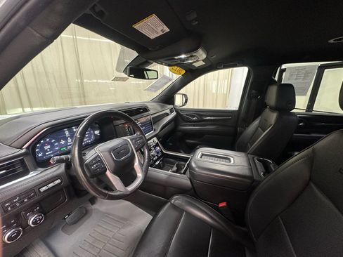 Used 2022 GMC Yukon XL Denali AWD/4WD image 35